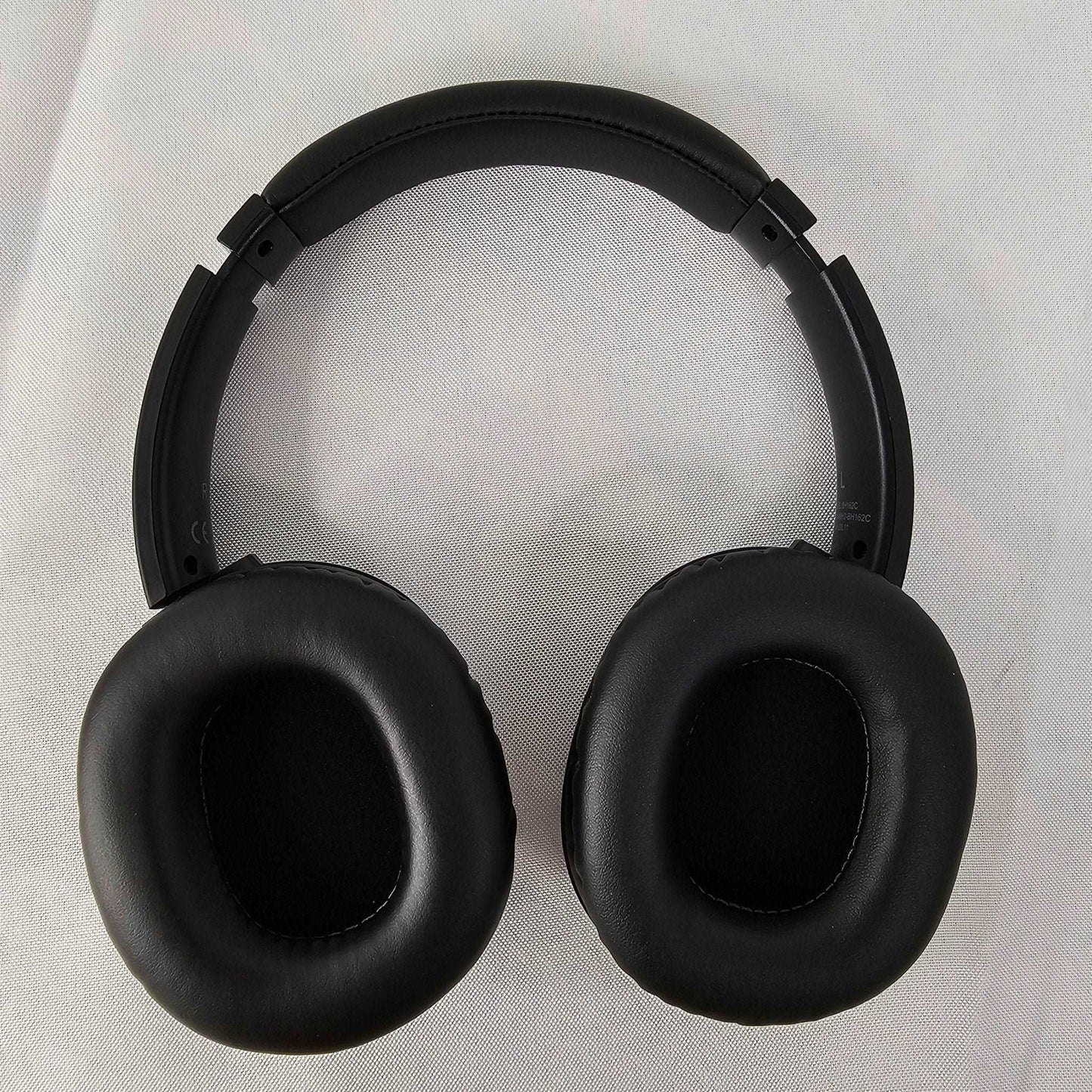 Bluetooth Headphones - Hi-Fi Audio, Hands-Free Calling, Wireless & Wired Modes - DQ Distribution