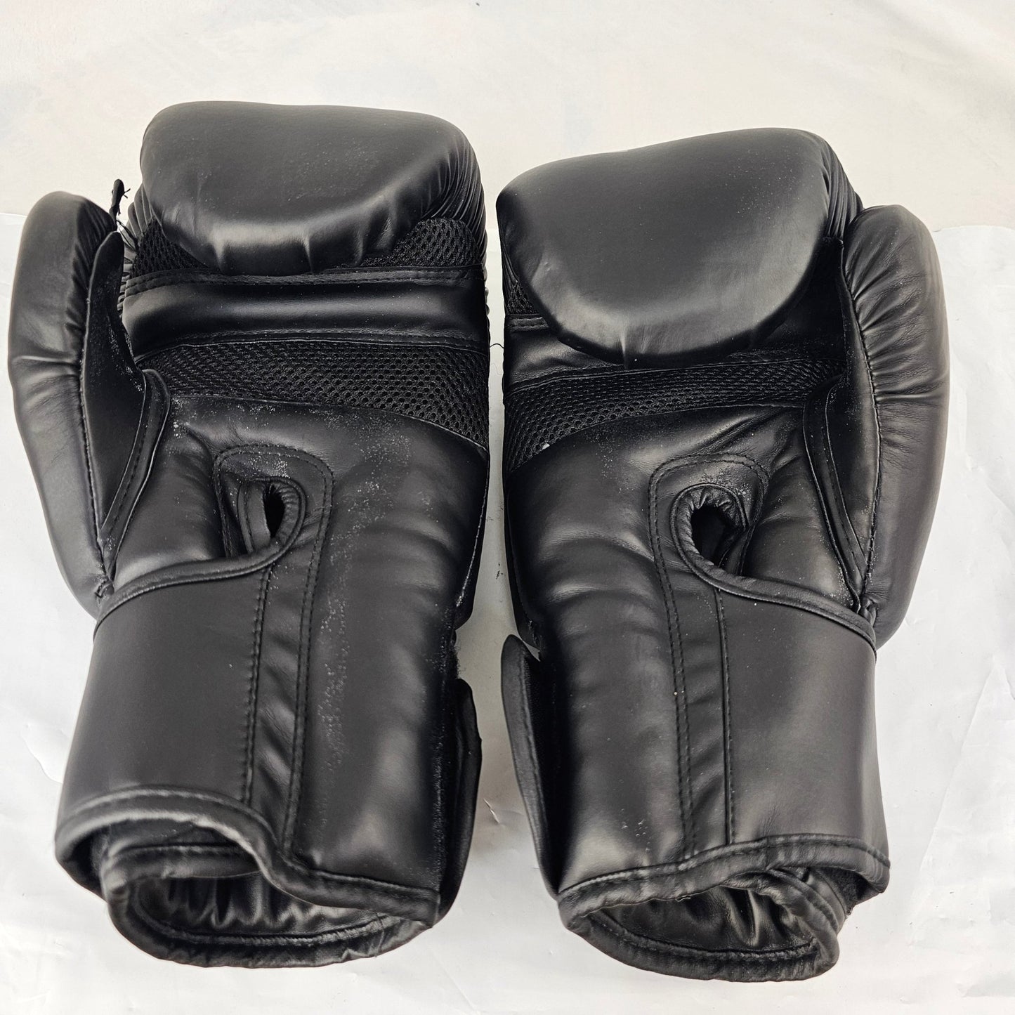 Boxing Gloves For Men And Women Fiving Black - DQ Distribution
