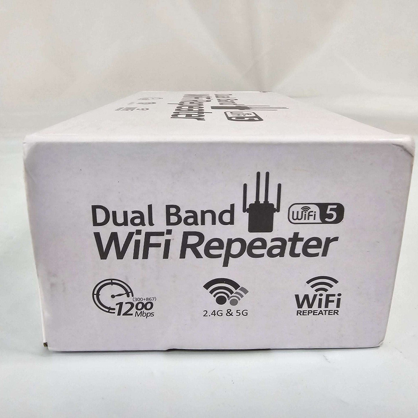 Dual Band WiFi Repeater - 1200Mbps, WiFi 5, 2.4G & 5G, Easy Setup - DQ Distribution