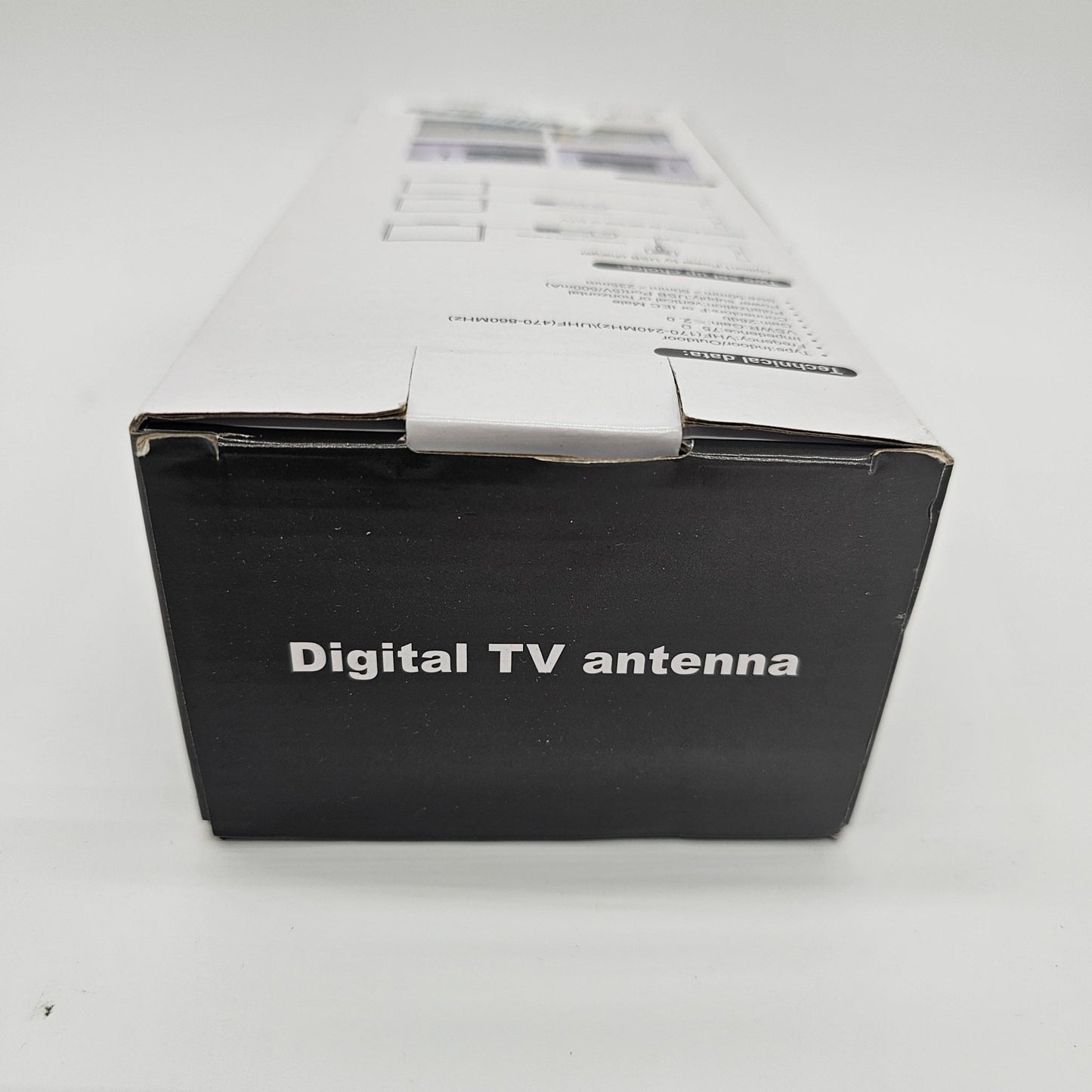 Indoor / Outdoor HDTV Antenna HD002 - DQ Distribution