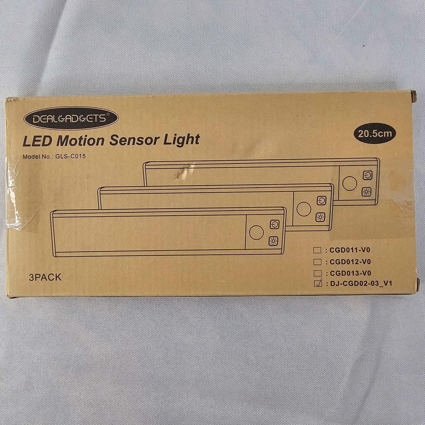 LED Motion Sensor Light 3 Pack Dealgadgets DJ-CGD02-03_V1 - DQ Distribution