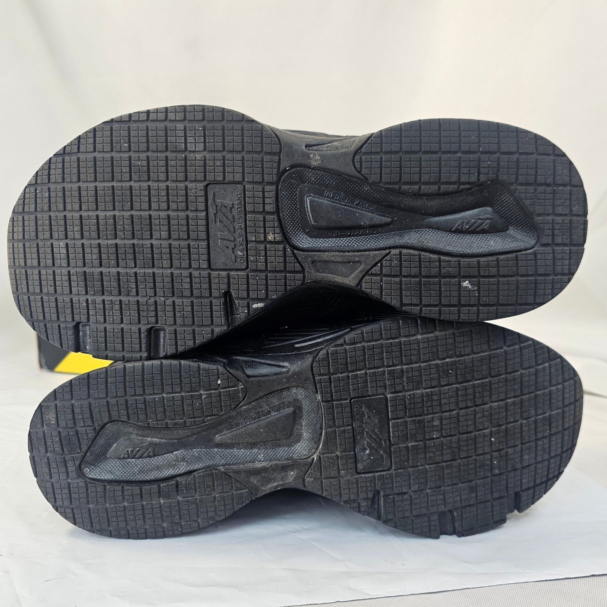 Non Slip Shoes for Men: Black, Size 12 US Wide 4E Avia Avi-Union II - DQ Distribution