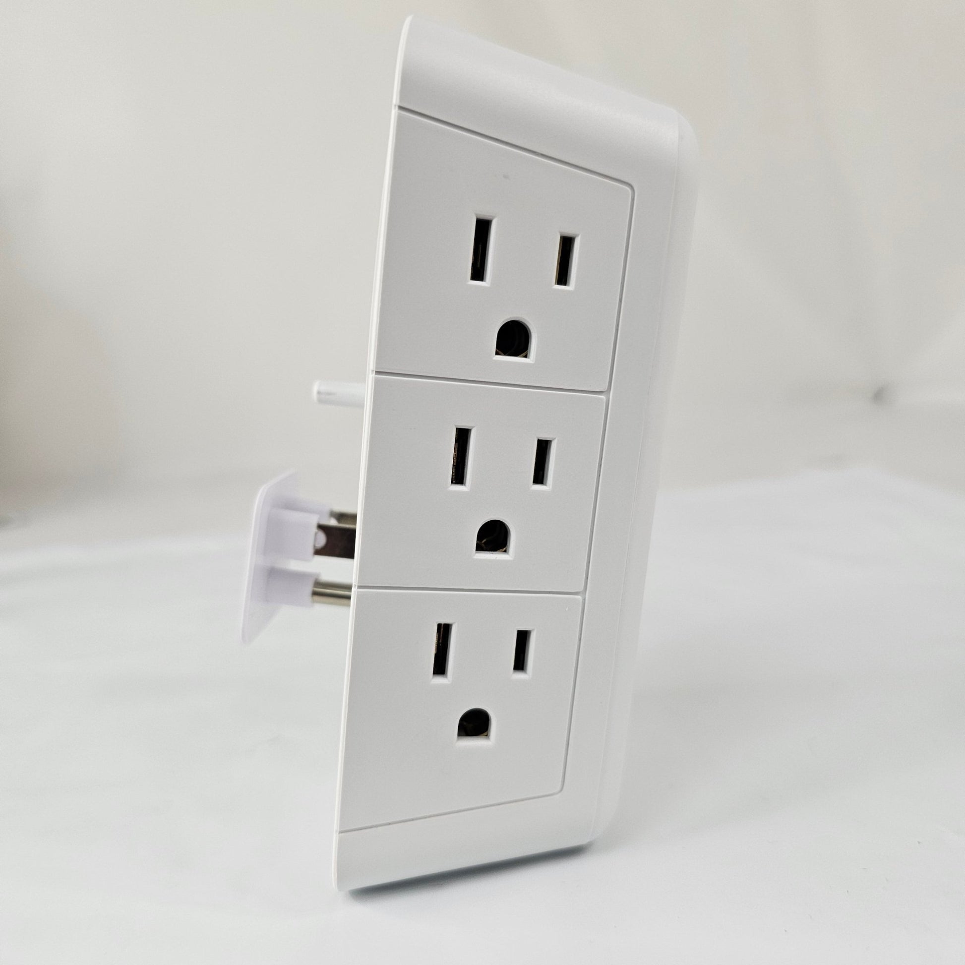 Power Outlet Expander USB-A USB-C SS-Q903 - DQ Distribution