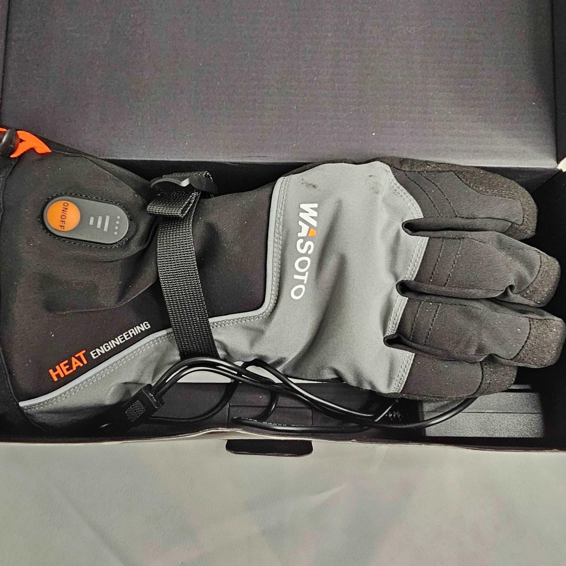 Heated Gloves - Grey/Black, Medium Size, Versatile Outdoor Use - DQ Distribution